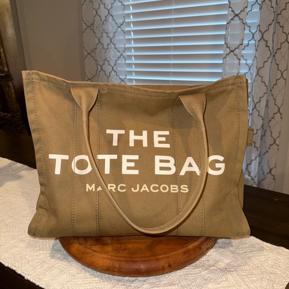 Marc Jacobs Tote
